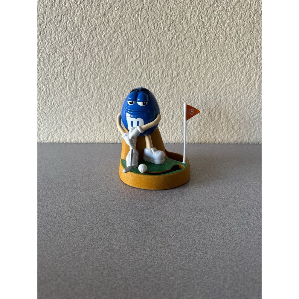 Vintage M&M’s Blue Golfer Candy Dispenser Golf Game Twisting Action Figure Toy
